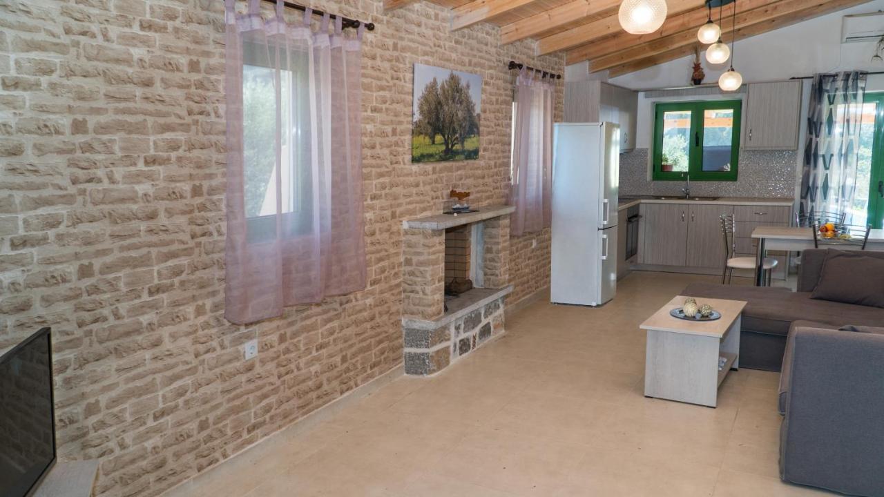 Villa Elia Lambiní エクステリア 写真